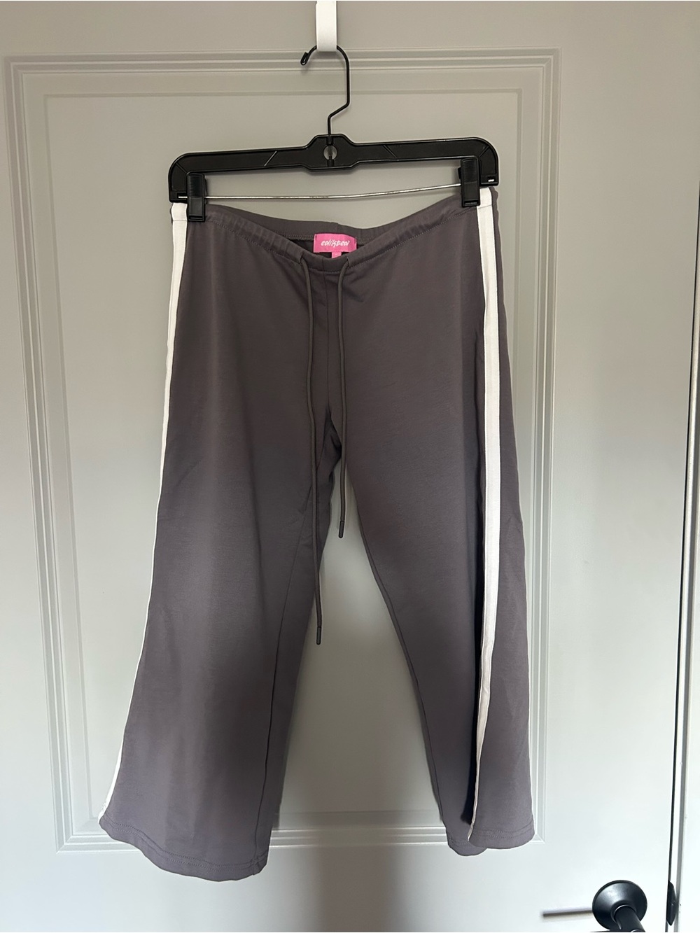 Edikted Gray Low-rise Capri Sweats with White Side Stripes